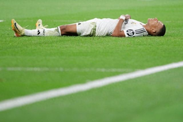 火箭无意莫兰特保罗！已与半数球队讨论交易 多队询价伊森等三人