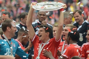 UZI夸赞最强女AD，小Z大魔王不比男玩家差