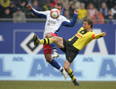 22款新游戏定档7月上线：西山居《解限机》、腾讯《星痕共鸣》领衔！