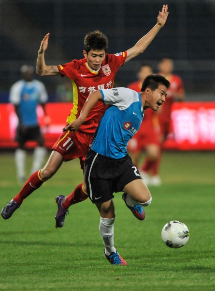 6胜21负到8胜2负！快船逆袭升至西部第11，挑战活塞能否再胜？