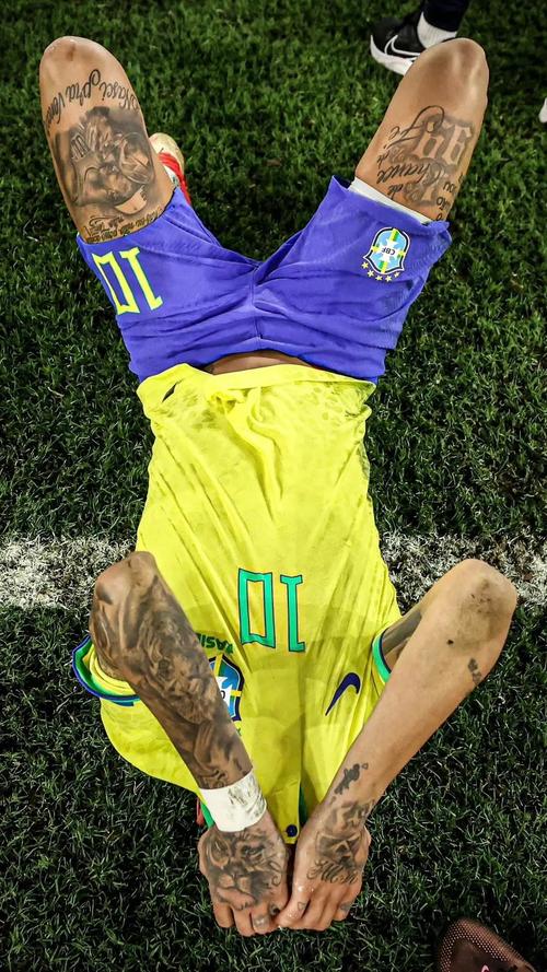 [NBA]库里六犯离场 勇士惜败快船