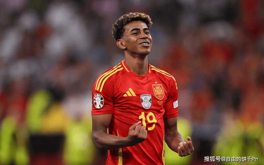 独行侠遭重创！安东尼·戴维斯赛季报销，交易阴云笼罩