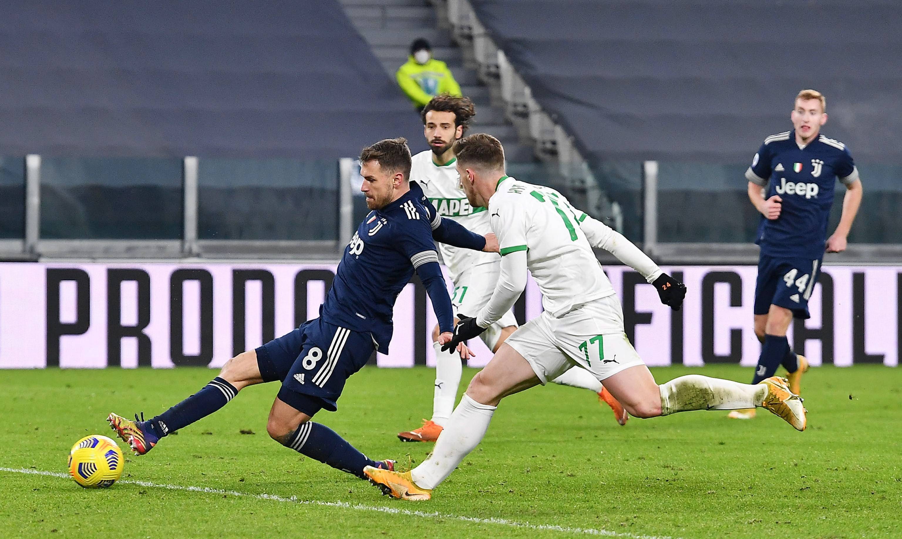 2-2！意甲3强一夜不胜，争冠大局：国米领先3分，4强紧追有变数