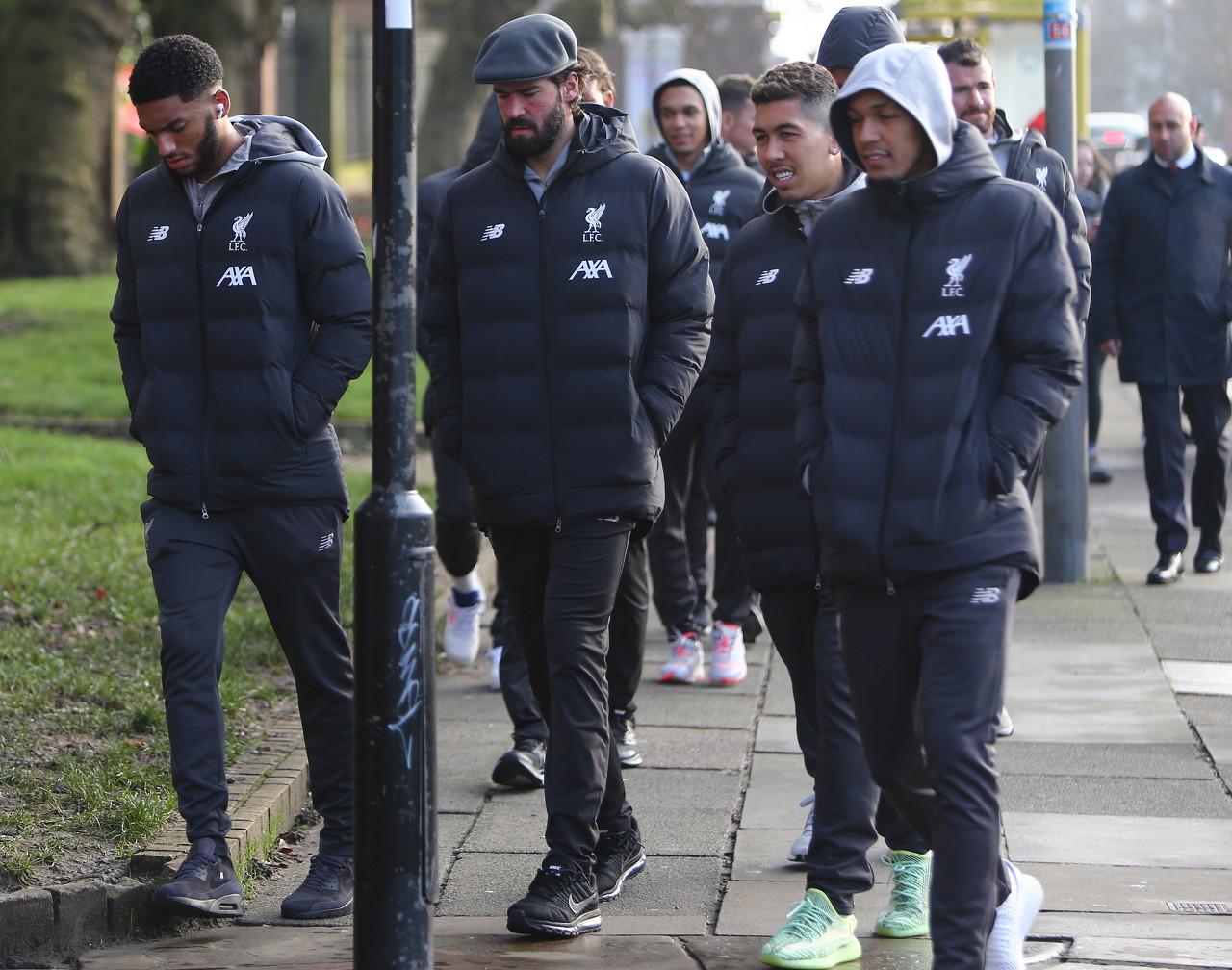 布克三分绝杀古德温8记三分创新高 太阳18分逆转雷霆